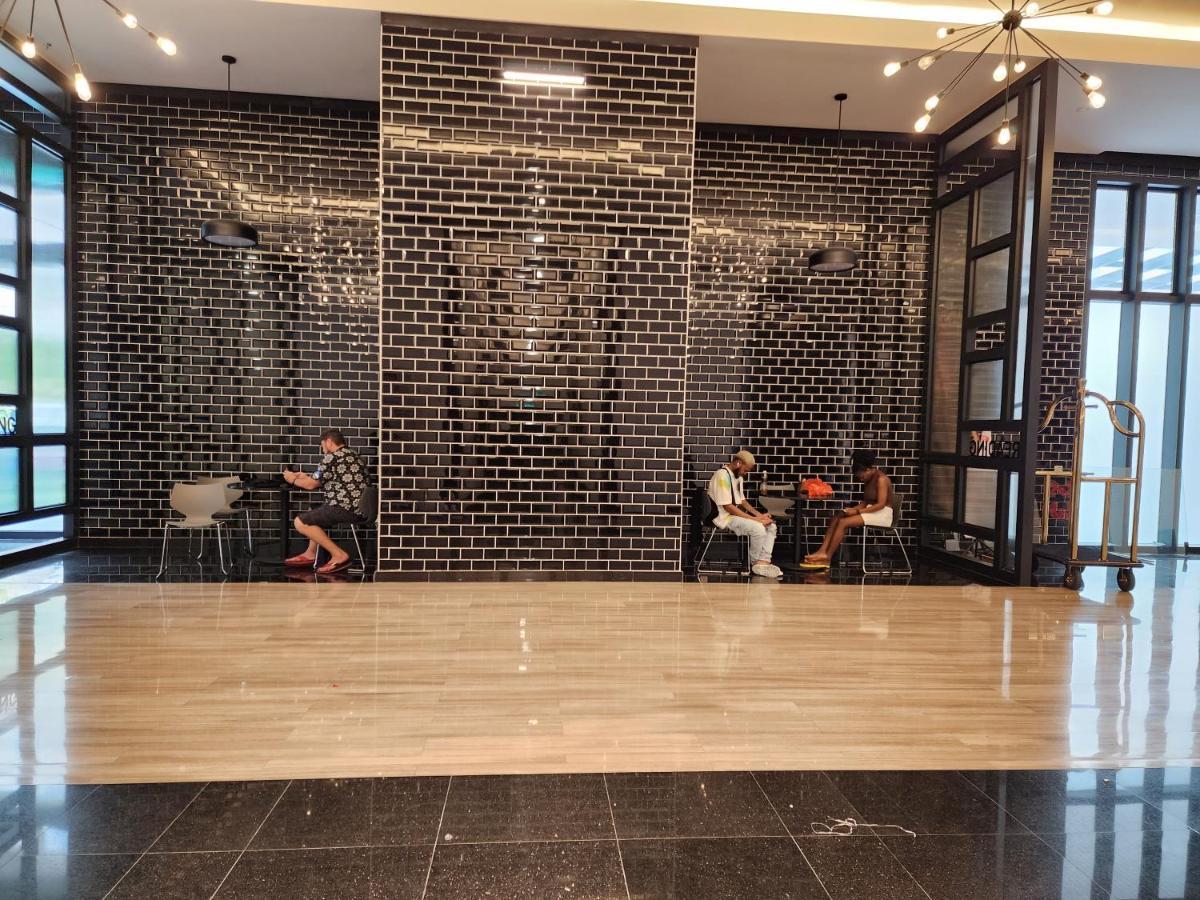 Chambers Residences Suites Klcc Куала-Лумпур Экстерьер фото